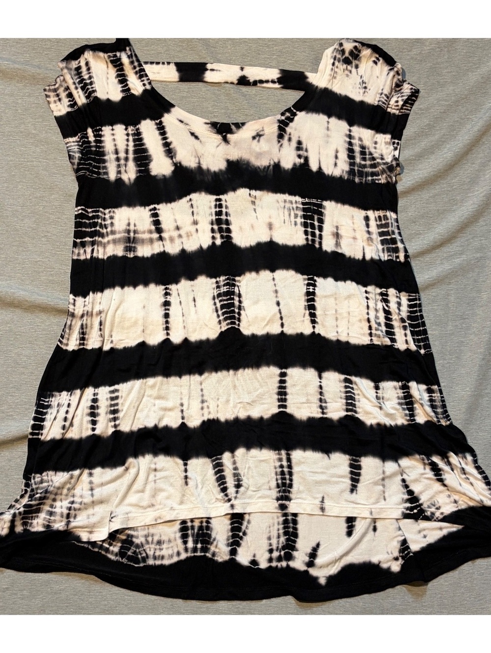 Cable & Gauge Black Cream Shibori Tie Dye Cutout Back Top S